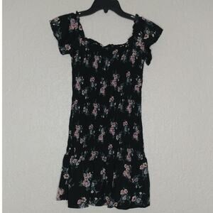 Ivy & Main Multicolored Floral‎ Dress with Ruffle Detail Size S